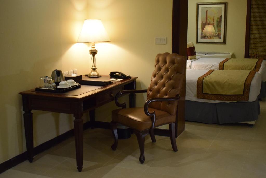 EXECUTIVE TWIN ROOM