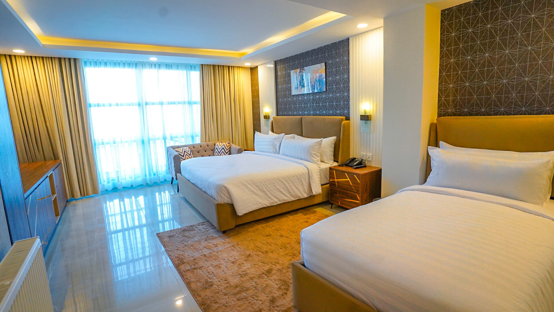 Ex.Royal Suite