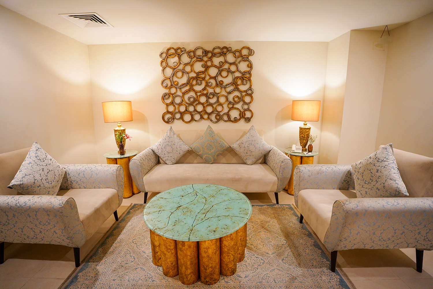 Deluxe Suite